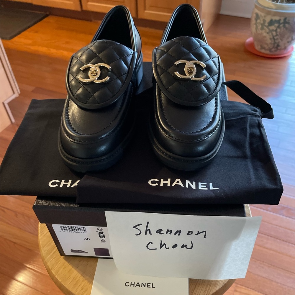 Size 38 New in box chanel turnlock black loafers with box shoes and dustbag